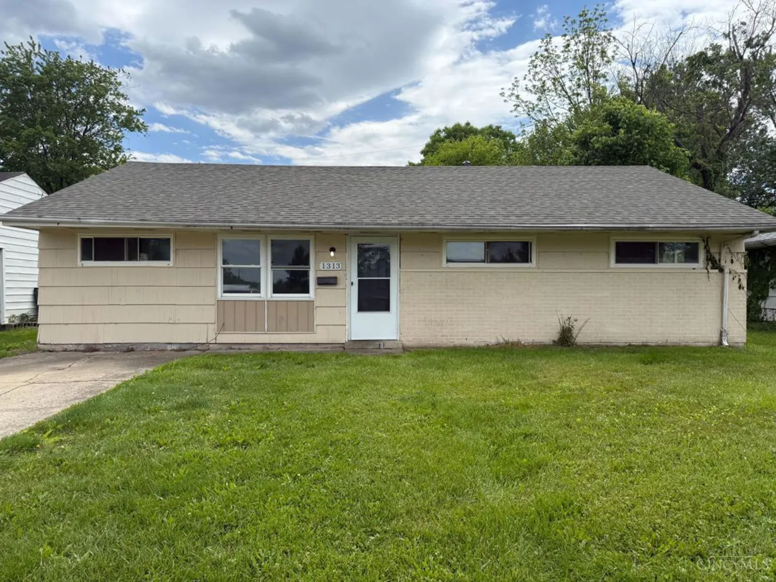 1313 Landis Lane, Cincinnati, Ohio